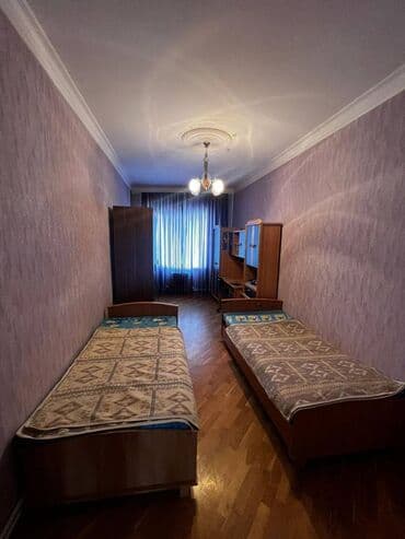 bine qesebesinde ev: Ev temirlidir, tam ewyali verilir ve bezi ewyalar yenilenib. Binada — 6