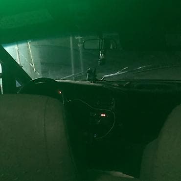 suse qiymetleri: Hyundai Starex miniven - Kuzov: gümüşü rəng, 5 qapı - Nömrə nişanı — 3