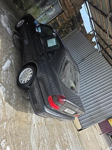 bmw 318 1998: Salam maşın Aylə maşınıdır öz adimadir 1999.2000 model 1.8 Elektiron — 6