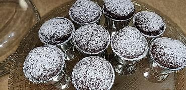 samovar cay: Şokoladlı mini kekslər Biri -2 manatvanil keks -1.8 manat - Şokolad — 1