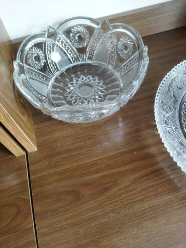 yuxuda qend qabi gormek: Sovet vaxtının böyük meyvə vazı.Təp təzədir.Əvvəlki — 3