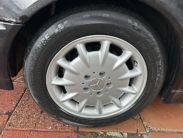 mercedes logo: Mercedes-Benz E-Class (W210) sedan Diski teker satilir - Korpus: 4 — 2