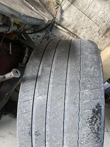 traktor təkər: Şin Bridgestone 275 / 40 / R 20 — 4