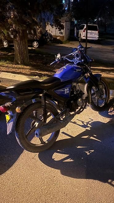 Moped/motosiklet – “M50” modeli - Rəng: göy - Gövdə tipi