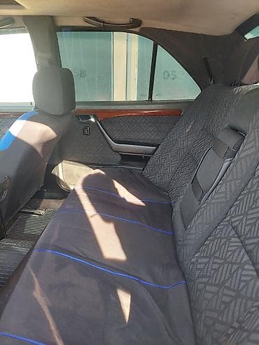 kia clarus 1997: Mercedes-Benz C-Class: 2.2 l | 1995 il Sedan — 8