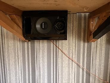 muzikalniy sentr: Samsung ev audio sistemi + akustika dəsti Komponentlər: - Samsung — 4