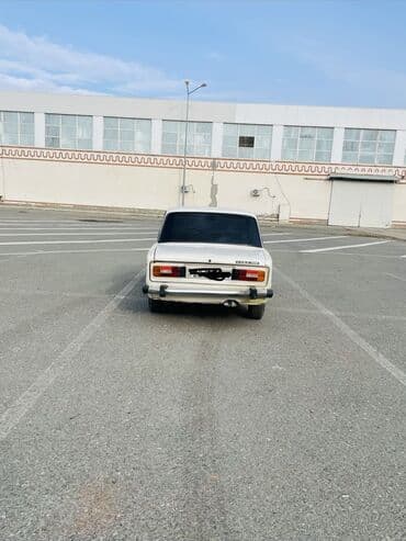 ВАЗ (ЛАДА): VAZ 2106, ağ rəng, sedan kuzov. Xarici görünüş: - Klassik xətlər — 3