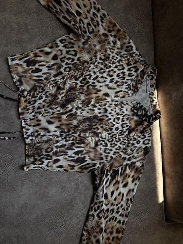 mirvari reng: Leopar printli qadın köynəyi - Model: qısa kəsimli, ön hissəsi yığma — 3