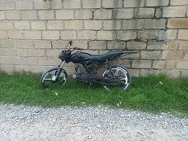 motosiklet satılık: Modifikasiya olunmuş şəhər tipli motosiklet - Güclü 4T benzin — 4