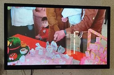 смарт бокс тв: S*Samsung 110 ekran sade tv* *💸qiyməti 110 manat* *🏠ünvan Hövsan — 1