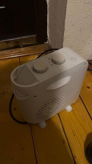 gizdirici: Qızdırıcı hem soyuq hava hemde isti vurur . istilik cox yaxsi vurur 3 — 3