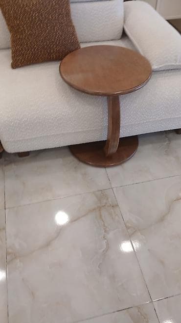 ofis ustolu: Taxta yan masa – modern lakin klassik xəttlərlə - Material: tam taxta — 2
