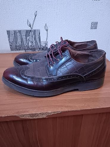 Kişi dəbli klassik ayaqqabıları - Model: broq (wingtip) üslubunda — 3