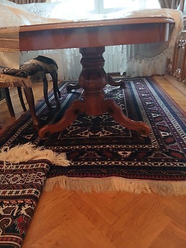 Стол и стулья — 5