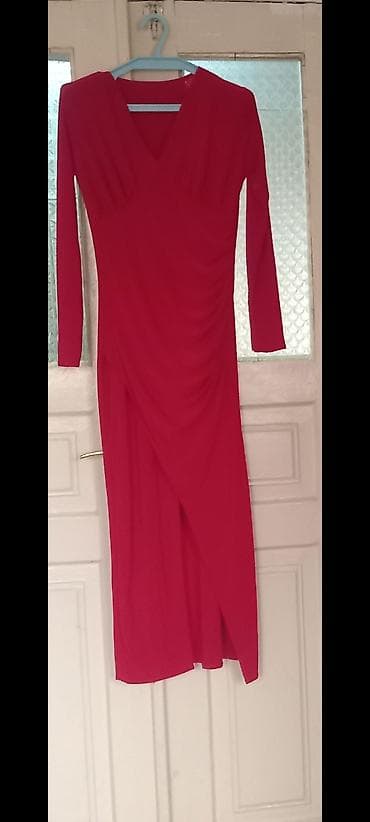 ikinci əl xonca: Qadın geyimi – qırmızı ziyafət donu - Rəng: parlaq qırmızı - Model — 1