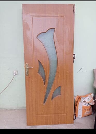 Потолок: Б/у Межкомнатная дверь Самовывоз — 1