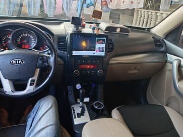 3 23 most: Kia Sorento: 2.4 l | 2012 il Krossover — 6