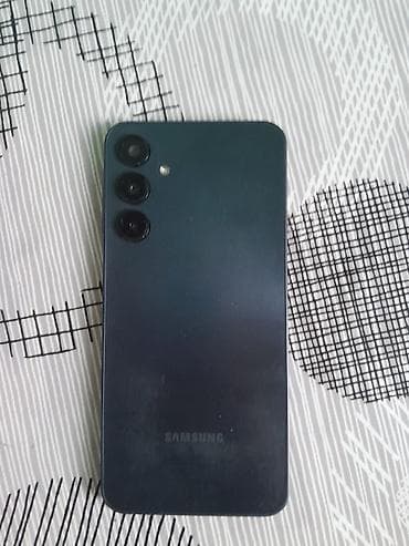 apple 11 mini: Samsung Galaxy A16 — 2