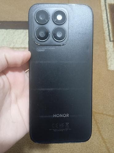 honor s8: Honor 256 GB, rəng - Qara, Barmaq izi, İki sim kartlı, Face ID — 1