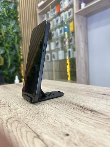 iphone 15 ağ: IPhone 15 Pro Max, 256 GB, Qara — 2