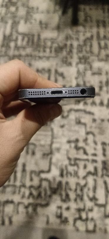 iphone mingecevir: IPhone 5, < 16 GB, Qara — 3