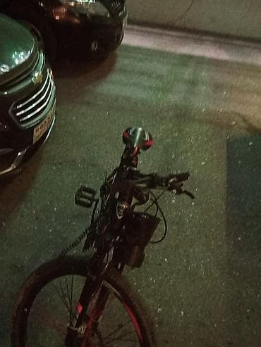 Bmx 26lıq qırmızı qara rəng qarışığ danq danq siqnal var miqalkası var