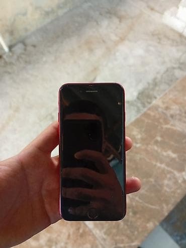 ip 12 pro: IPhone SE 2020, Qırmızı, Simsiz şarj — 8