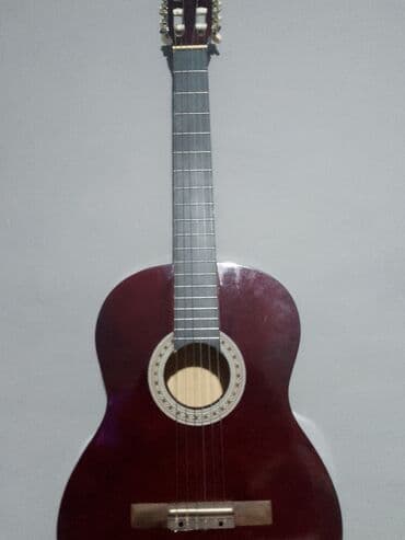 Velosiped aksesuarları: Klassik akustik gitara - Korpus: tam ölçülü klassik forma, parlaq — 1