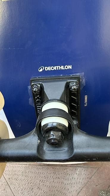 bas gitara: Decathlon Oxelo Yamba 500 Skeyt + Qoruyucu Dast Qiymat: 150 AZN — 2