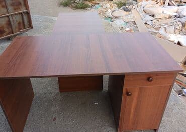 mudur stolu: Yeni, Müdir üçün, Kvadrat masa — 2