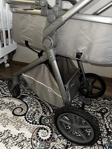 körpü mebel: Çıxarıla bilən beşikli araba, Kidilo, İşlənmiş — 3