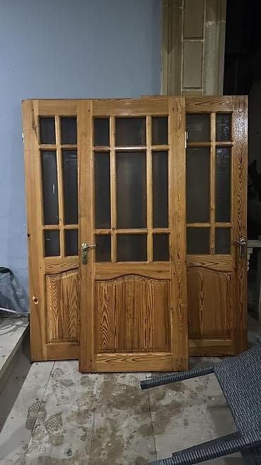 seif qapi: Qapı – 4 ədədQapi 210/90sm 4eded 55azn biri Bine atciliq 8585 leli — 1