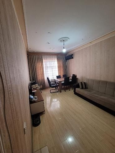 bine sovxoz evler: Bakı, Qaraçuxur qəs., 2 otaqlı, Köhnə tikili, 65 kv. m — 1