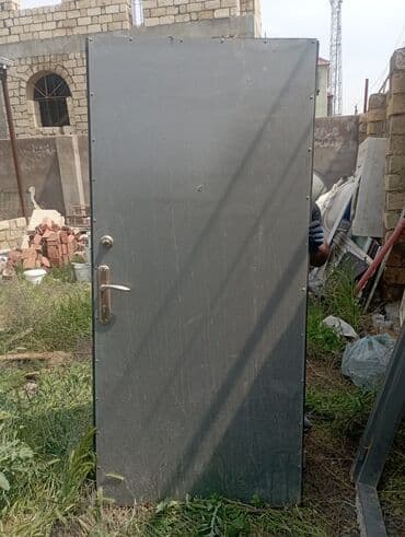 входные двери с ковкой: Seyf qapı şiverlər çərçivə 4 listən düzəlib 1 x 2.10 — 2