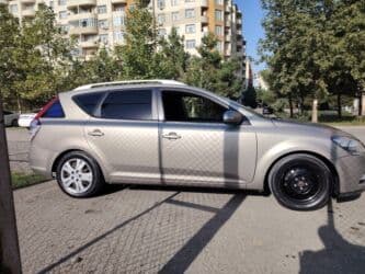 kia ceed on fara: Kia Ceed: 1.6 l | 2009 il Universal — 9