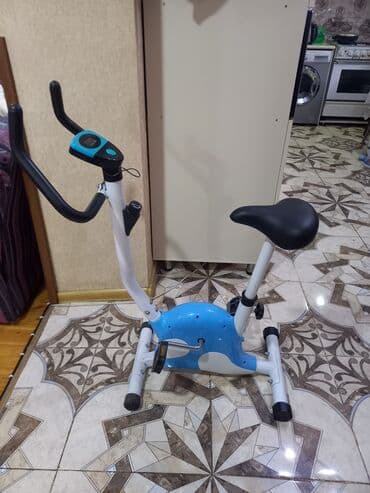 Velosiped.Velotrenajor – kompaktdır, evdə kardio məşqlər üçün ideal