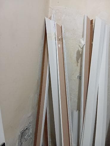 qapi ceftesi: Ağ rəngdə daxili qapı dəsti - Klassik panelli dizayn: dərin relyefli — 2