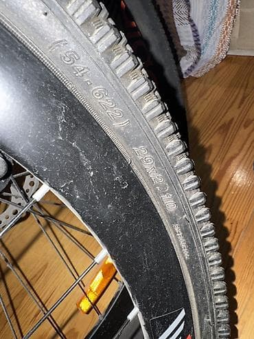 strim velosiped 29: Velosiped – 29” təkərli - Çərçivə: alüminium rəng sxemi – — 2