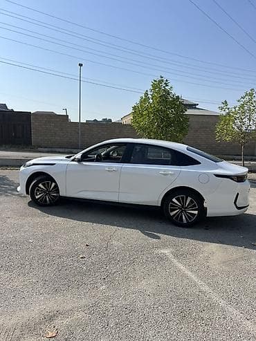 kia rio starter: Elektrik sedan – Leapmotor C01 AGB - Kuzov: 4 qapılı sedan — 3