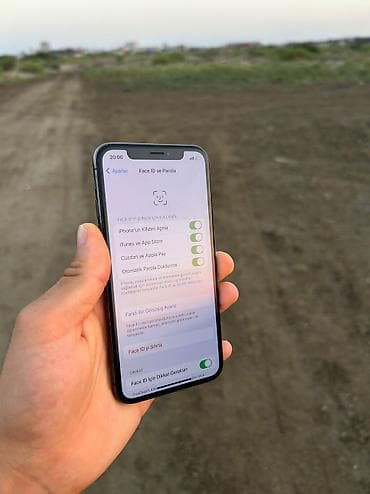 iphone 8plus barter: IPhone X, 64 GB, Qara, Face ID — 3
