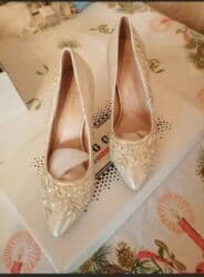 Туфли: Очень красивые.Одевались один раз на свадьбу. Покупали за 120 — 1