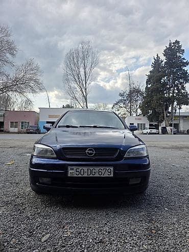 vaz guzgu: Opel Astra: 1.6 l | 1999 il Sedan — 2