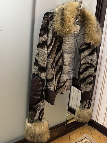 hicab geyim: Roberto Cavalli qadın qısa jaket. Original - Ölçü: S (etiketdə — 4