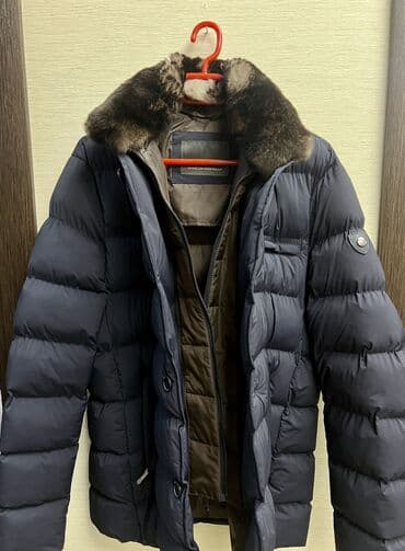 Orginal Enrico Marinelli Gödəkçə. 1100 manata alınıb, cəmi 2 dəfə