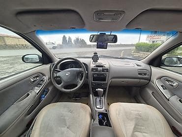 mercedes ceska satilir: Nissan Maxima: 3 л | Седан — 5