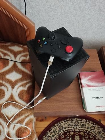 Xbox Series X 1tb oyun konsolu (1pultla). cox az iwlenib ev weraitinde