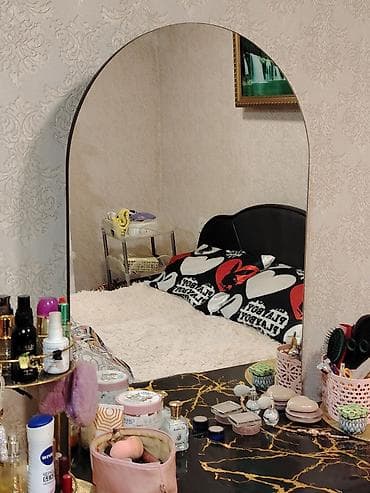 Vizaj/maqaj stolü və böyük güzgü dəsti - Üslub: klassik, qaranlıq — 2