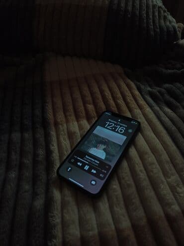 i̇phone mini: IPhone 12 mini, 64 GB, Midnight, Simsiz şarj, Face ID — 6