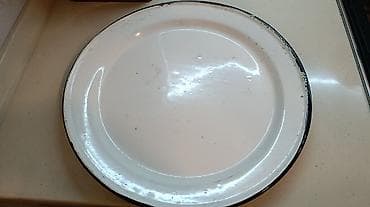 Emal örtüklü metal boşqab (böyük ölçü). Podnos qədimi,emallı,2