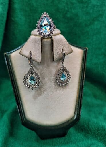 Dəstə daxildir: Üzük, Sırğa, Gümüş, 925 Əyar